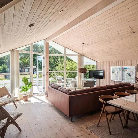 4 Bedroom Amazing In Hvide Sande * Bjerregård