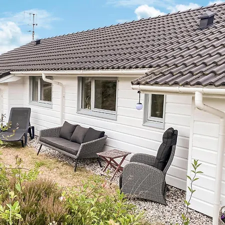 4 Bedroom Amazing In Hvide Sande